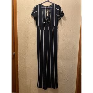 Crystal Sky Juniors Jumpsuit Wide Leg Striped Bow Tie Front Black White Sz 9 NWT